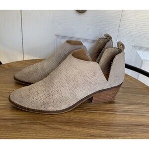 Lucky Brand Womens Ankle Boots Taupe Suede Perforated Slip On Booties Size 7M